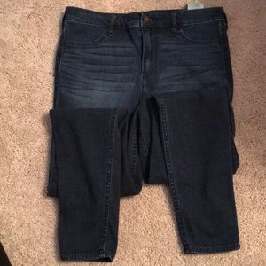 Skinny hi-rise jeans